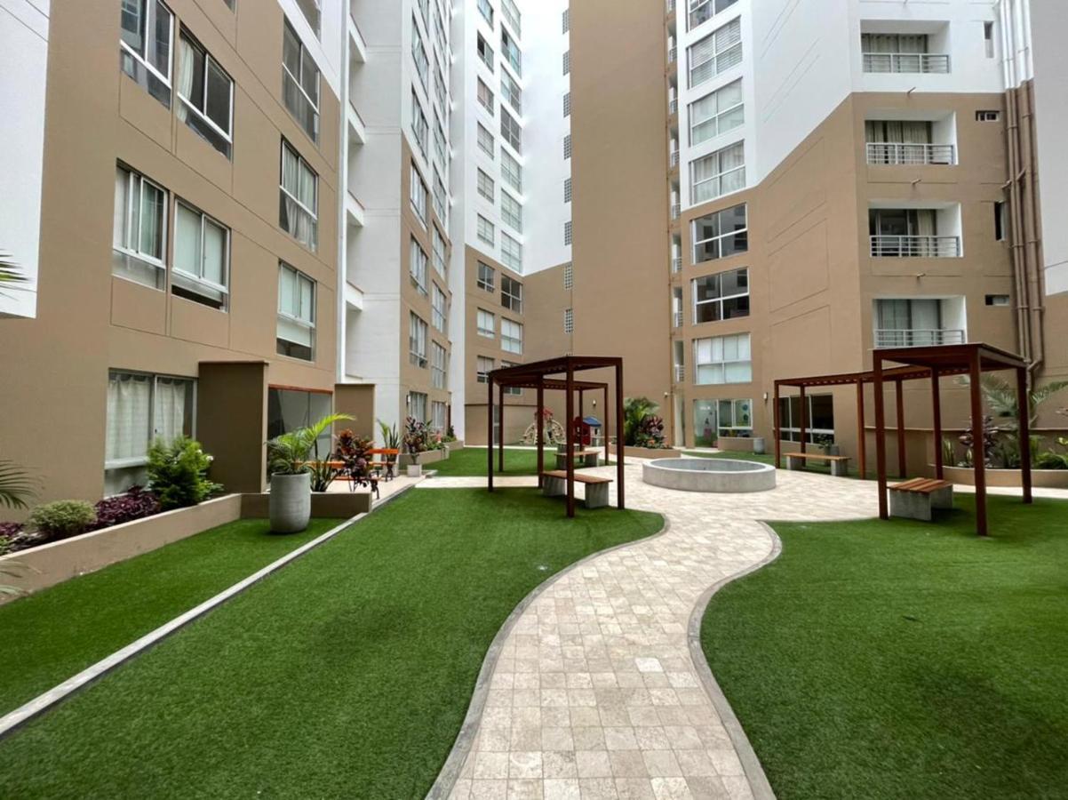 Hermosa Habitacion Privada En Edificio De Estreno Frente Al Metro Лима Екстериор снимка