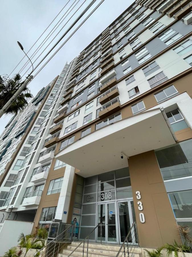 Hermosa Habitacion Privada En Edificio De Estreno Frente Al Metro Лима Екстериор снимка